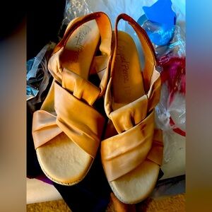 Raquel Perez Akira genuine leather platform sandals, Size: 10 US (41 Europe) New